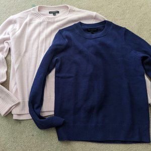 Set of 2 Banana Republic Sweaters Lightweight